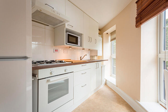 2 Bedroom Apartment To Rent In Gawcott Road, Buckingham, MK18
