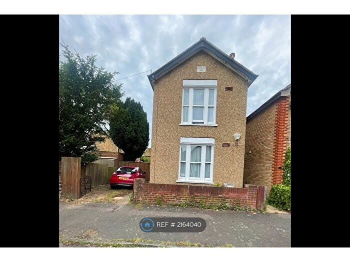2 Bedroom Detached House To Rent In St Georges Road, Feltham, TW13