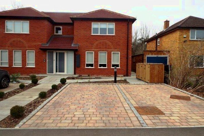 2 Bedroom Maisonette To Rent In Fairview Road, Stevenage SG1