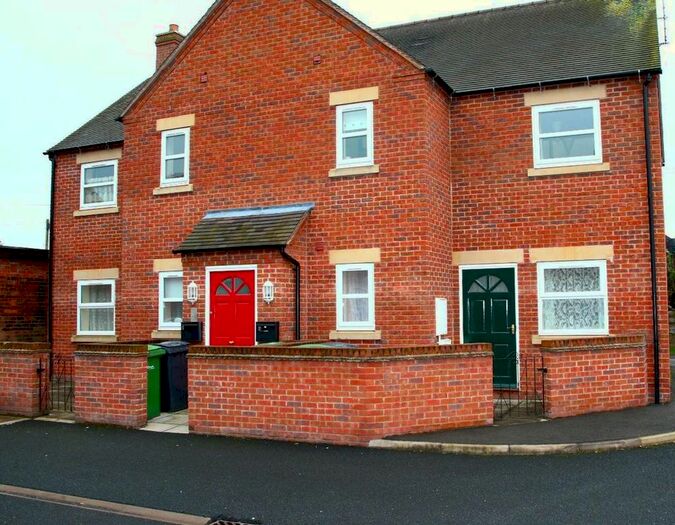 2 Bedroom Flat To Rent In Wylie Court, Salisbury Road, Market Drayton, Shropshire, TF9