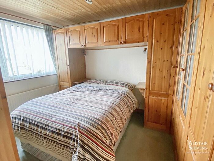 3 Bedroom Town House For Sale In Percival Walk, Oldham, OL2