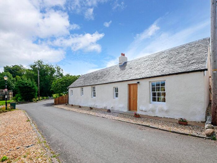 2 Bedroom Cottage To Rent In Village Road, Rait, Perth, Perthshire, PH2