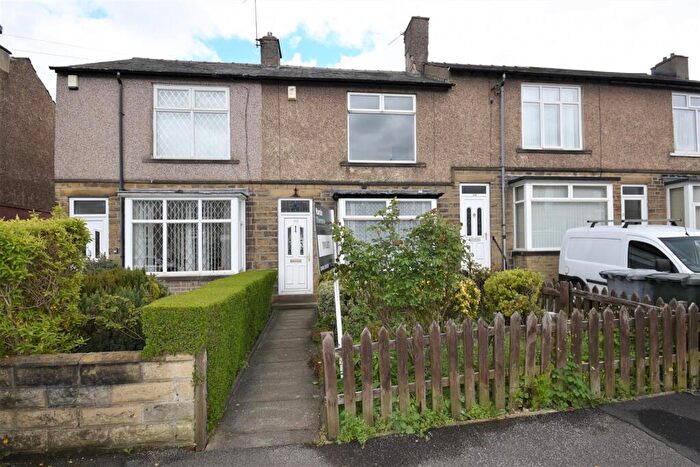 2 Bedroom House To Rent In Broomfield Road, Marsh, Huddersfield, HD1