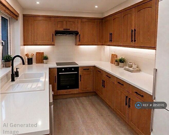 4 Bedroom Semi-Detached House To Rent In Queenshill Road, Bristol, BS4