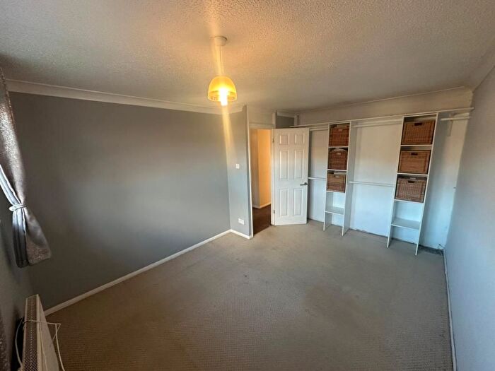 4 Bedroom End Of Terrace House To Rent In St. Andrews, Bracknell, RG12