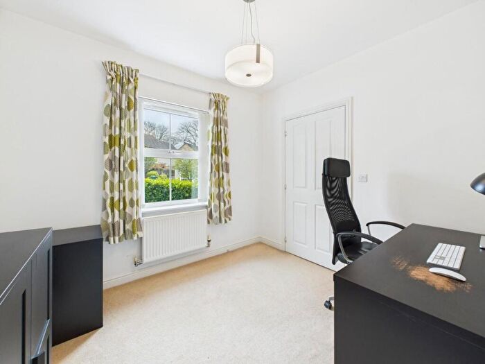4 Bedroom Detached House For Sale In Swan Avenue, Bingley, BD16