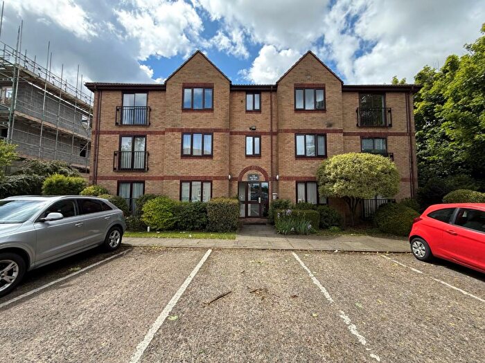 1 Bedroom Flat For Sale In The Maltings, Beale Street, Dunstable, LU6