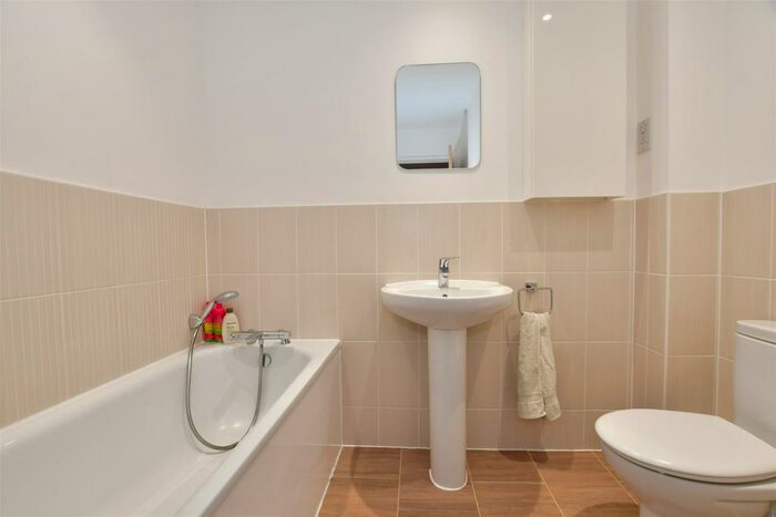 3 Bedroom Terraced House For Sale In Blenheim Square, Epping, Essex, CM16