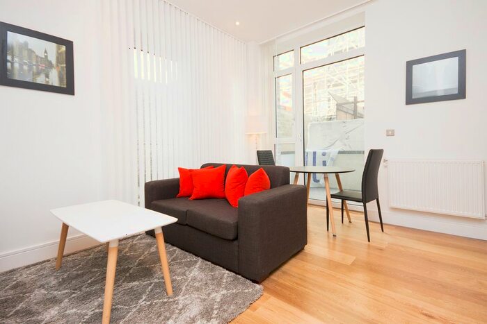 Studio To Rent In Centurion Tower, Caxton Street North, Canning Town, London, E16