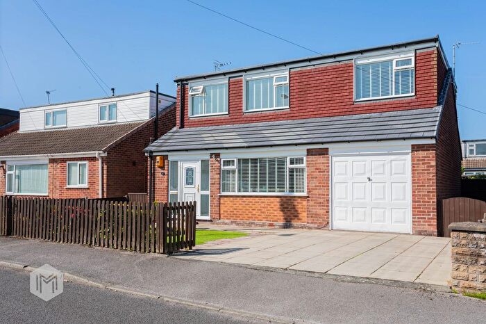 3 Bedroom Property For Sale In Queens Avenue, Glazebury, WA3