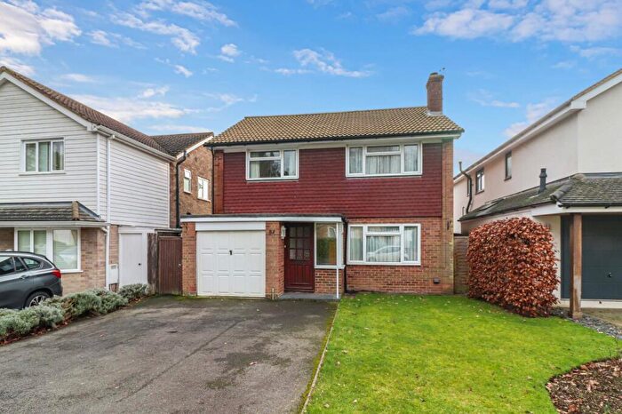 4 Bedroom Detached House For Sale In Wattleton Road, Beaconsfield, Buckinghamshire, HP9