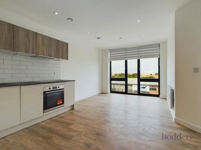 1 Bedroom Flat To Rent In London Road, Staines-Upon-Thames, Surrey, TW18