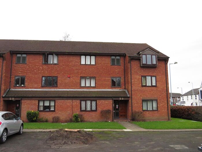 2 Bedroom Flat To Rent In Parkfield Road, Wolverhampton, WV4