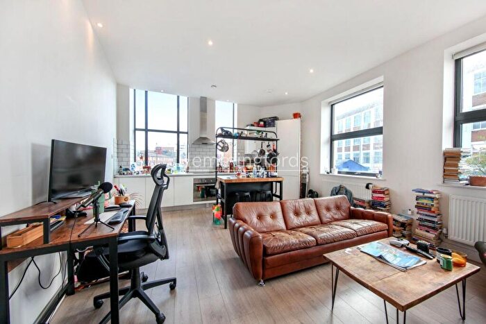 1 Bedroom Apartment To Rent In Cambridge House, Mayes Road, Wood Green, N22