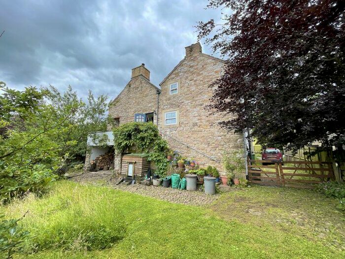 2 Bedroom Character Property For Sale In Bayles, Alston, CA9