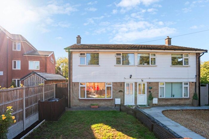 3 Bedroom Semi-Detached House For Sale In Longwick Road, Princes Risborough, HP27