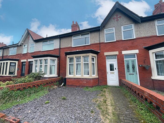 3 Bedroom Flat For Sale In Park Avenue, Fleetwood, FY7