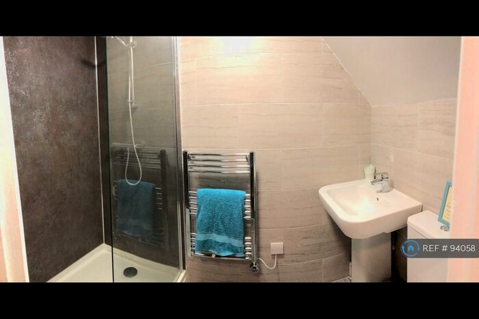 1 Bedroom Flat To Rent In Southcote Farm Lane, Reading, RG30