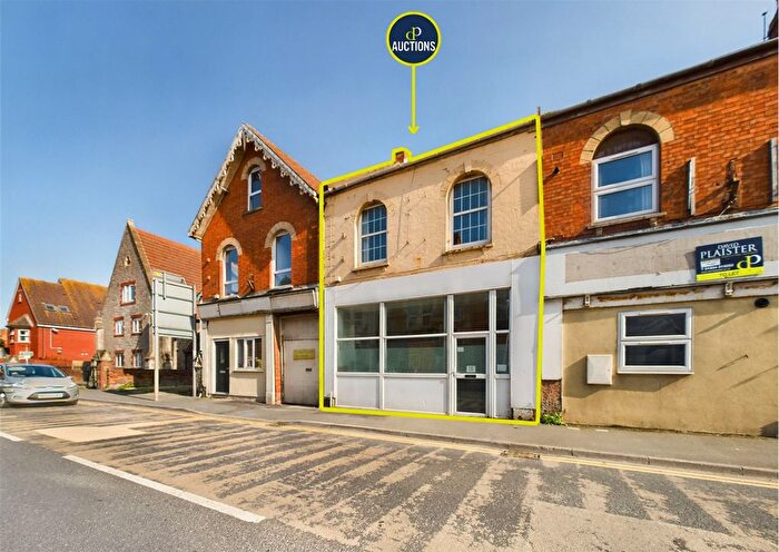 4 Bedroom Terraced House For Sale In Church Street, Highbridge, Somerset, TA9