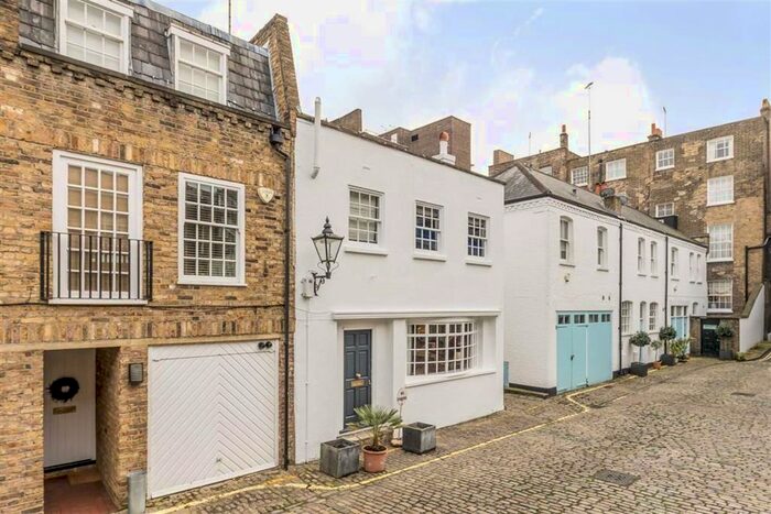 2 Bedroom Property To Rent In Montagu Mews North, London, W1H