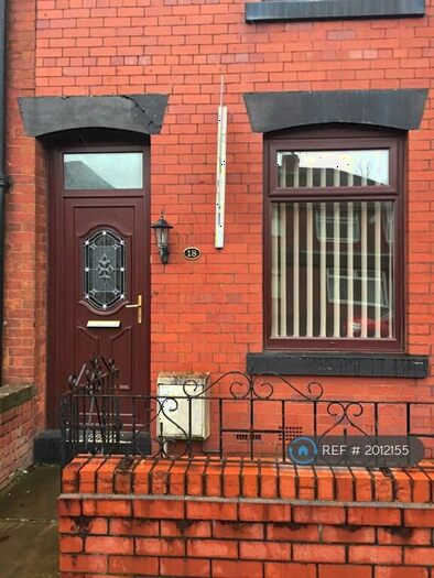 2 Bedroom Terraced House To Rent In Chestnut Street, Chadderton, Oldham, OL9