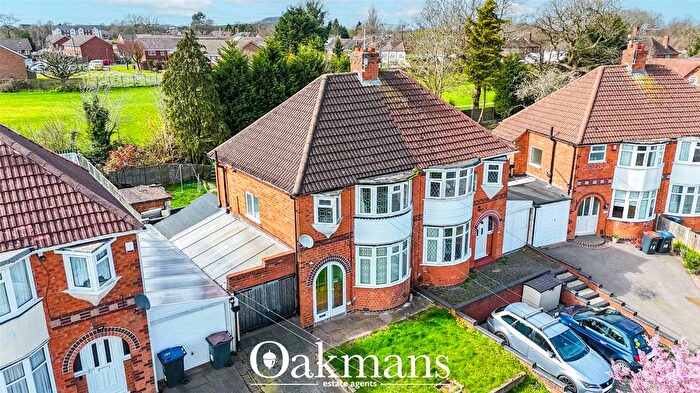 3 Bedroom Semi-Detached House For Sale In Park View Road, Birmingham, West Midlands, B31
