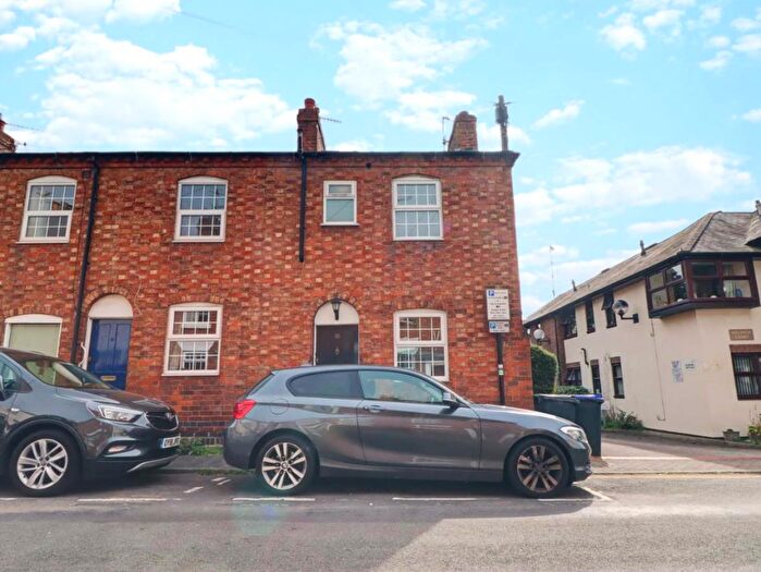 2 Bedroom End Of Terrace House To Rent In Great William Street, Stratford-Upon-Avon, CV37