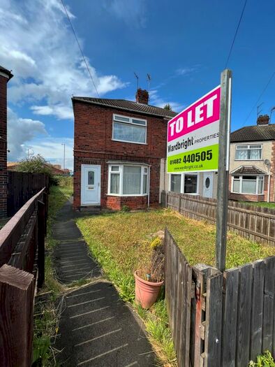 2 Bedroom Semi-Detached House To Rent In Kathleen Road, Hull, HU8