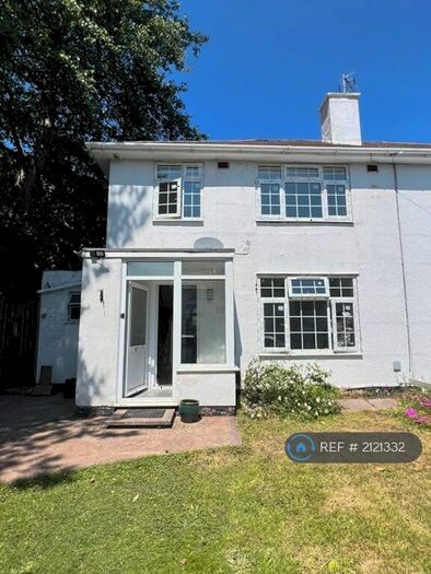 3 Bedroom Semi-Detached House To Rent In Halifax Road, Shirley, Solihull, B90