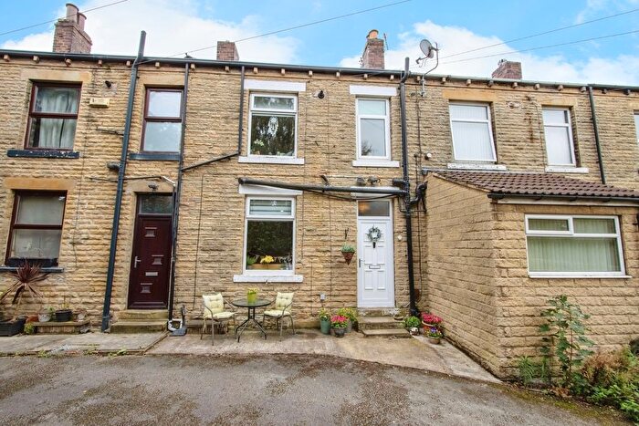 2 Bedroom Terraced House For Sale In Forrest Terrace, Earlsheaton, Dewsbury, West Yorkshire, WF12