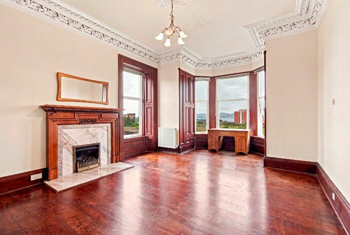 2 Bedroom Flat To Rent In Roseangle, West End, Dundee, DD1