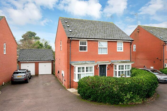 4 Bedroom Detached House For Sale In Hillside Gardens, Wittering, PE8