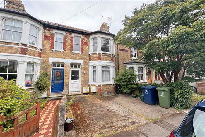 1 Bedroom Apartment To Rent In Norreys Avenue, Oxford, OX1