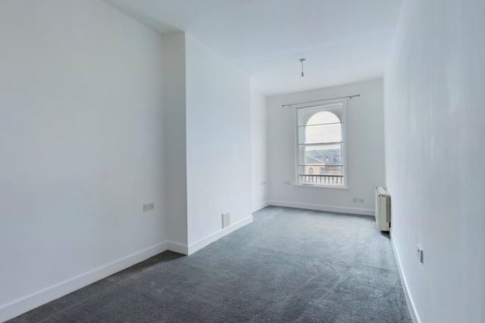 1 Bedroom Flat To Rent In Kendrick House, Kendrick Lane, Stroud, GL5