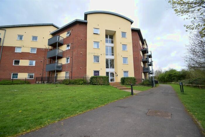 2 Bedroom Flat To Rent In Longhorn Avenue, Gloucester, GL1