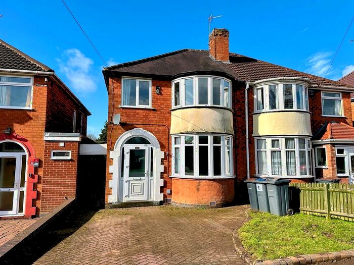 3 Bedroom Property To Rent In Worlds End Lane, Quinton, Birmingham, B32