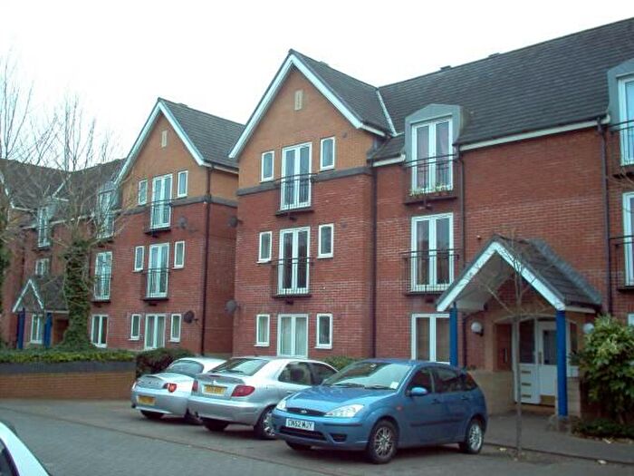 2 Bedroom Flat To Rent In Halliard Court, Schooner Way, Cardiff Bay, CF10