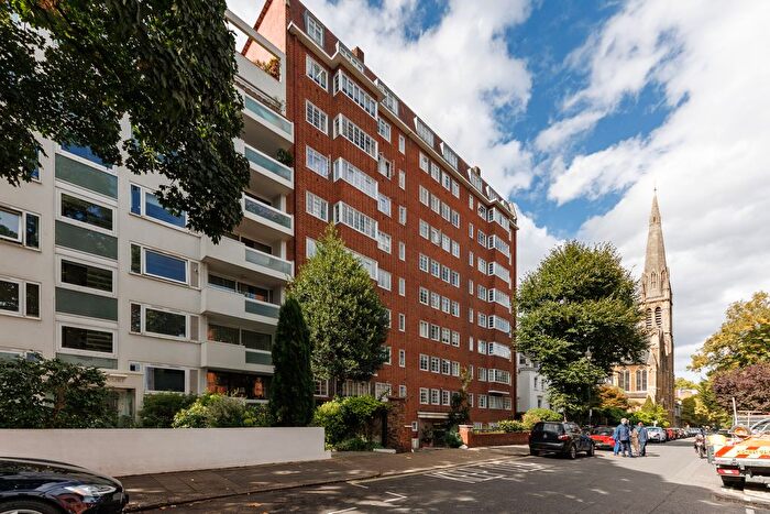 3 Bedroom Flat To Rent In St. Petersburgh Place, London, W2