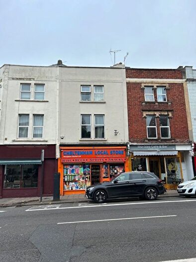 4 Bedroom Flat To Rent In Cheltenham Road, Bristol, BS6