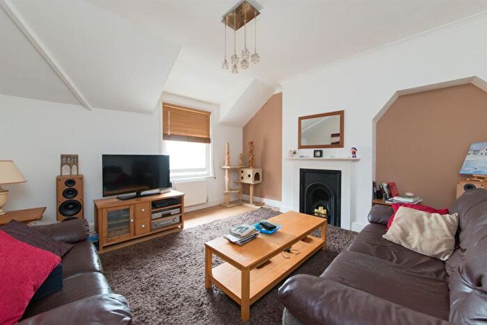 2 Bedroom Apartment To Rent In Roxburgh Road, Westgate-On-Sea, CT8