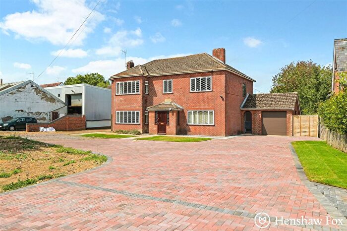 5 Bedroom Detached House For Sale In Butts Green, Lockerley, Hampshire, SO51