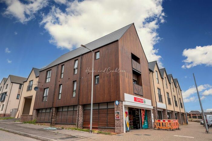 2 Bedroom Flat To Rent In Heol Booths, Old St. Mellons, Cardiff, CF3