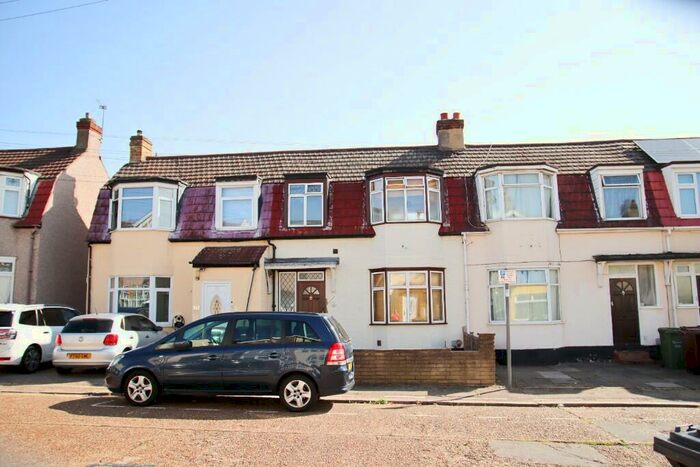 3 Bedroom Terraced House To Rent In Norfolk Road, Dagenham, London, RM10