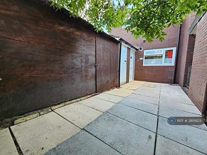 3 Bedroom End Of Terrace House To Rent In Beckhill Gate, Leeds, LS7