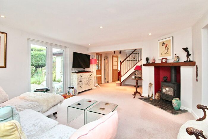3 Bedroom Detached House For Sale In Bashley Cross Road, New Milton, BH25