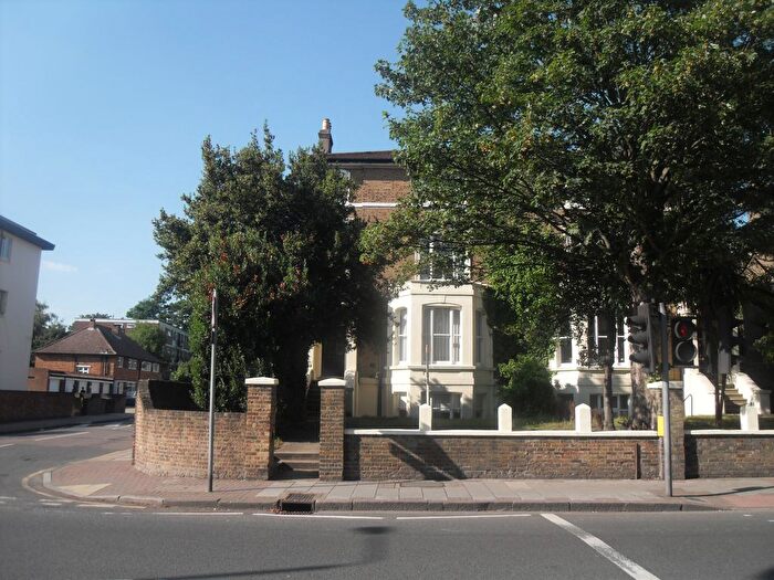 2 Bedroom Flat To Rent In Widmore Road, Bromley, BR1