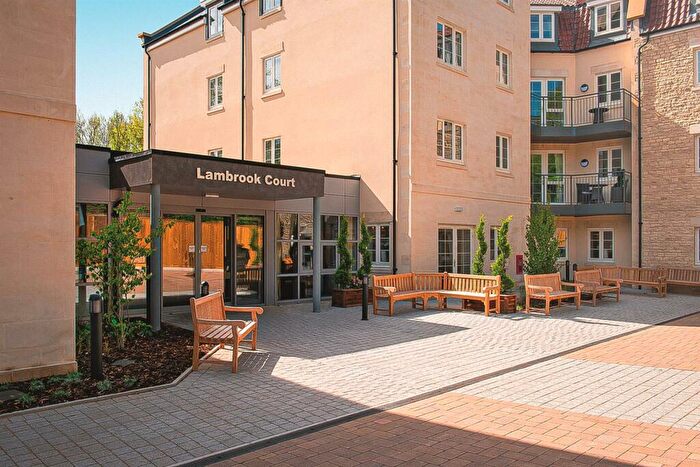 1 Bedroom Apartment For Sale In Lambrook Court, Gloucester Road, Larkhall, Bath, BA1