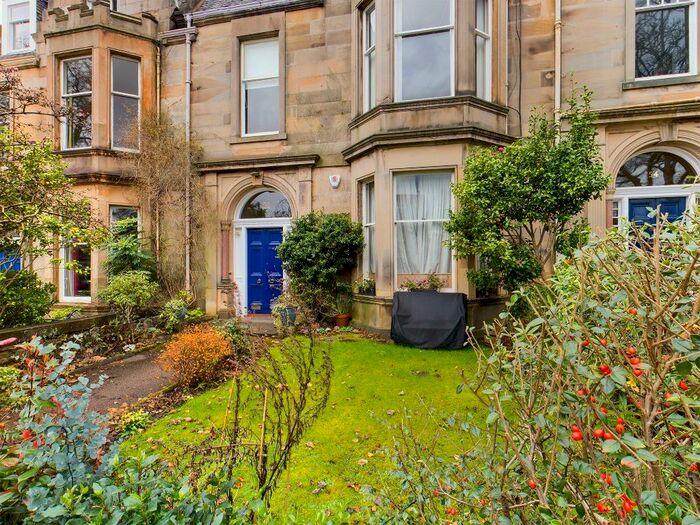 2 Bedroom Flat To Rent In Murrayfield Avenue, Murrayfield, Edinburgh, EH12