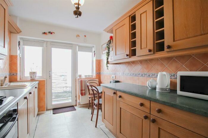 3 Bedroom Bungalow To Rent In Back Lane, Accrington, BB5