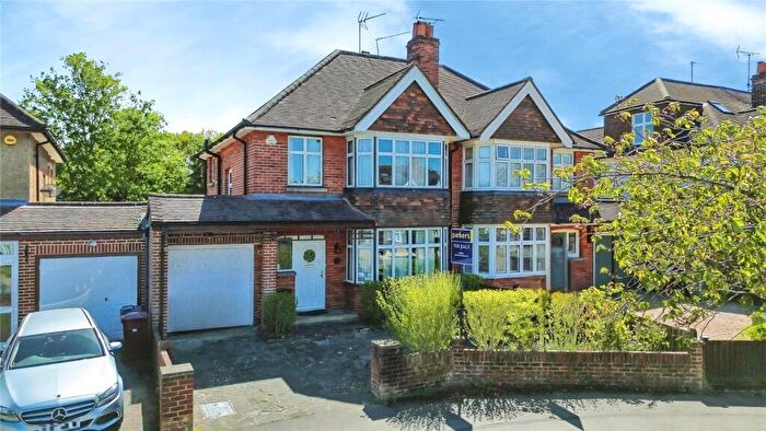 3 Bedroom Semi-Detached House For Sale In Kenilworth Avenue, Reading, Berkshire, RG30